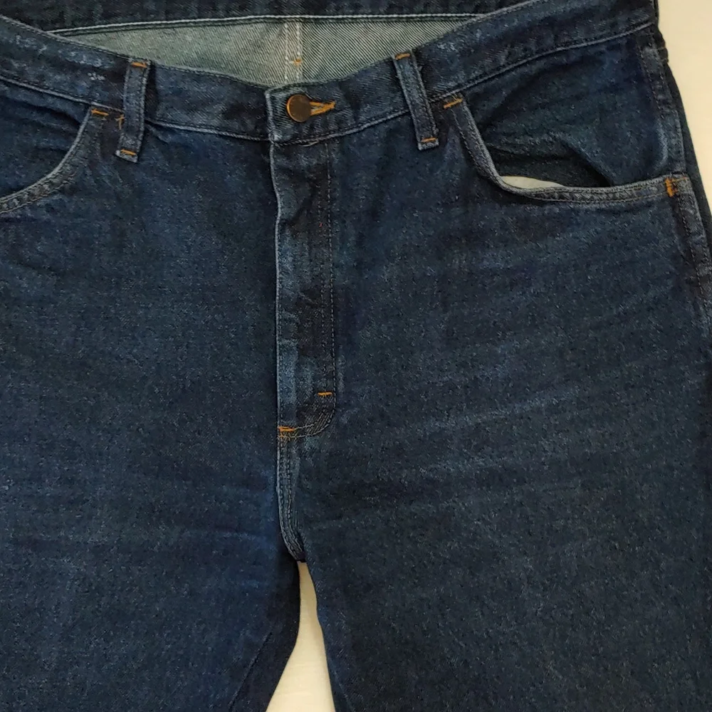 Rustler Men's Size 38W 100% Cotton Straight Legged Jeans